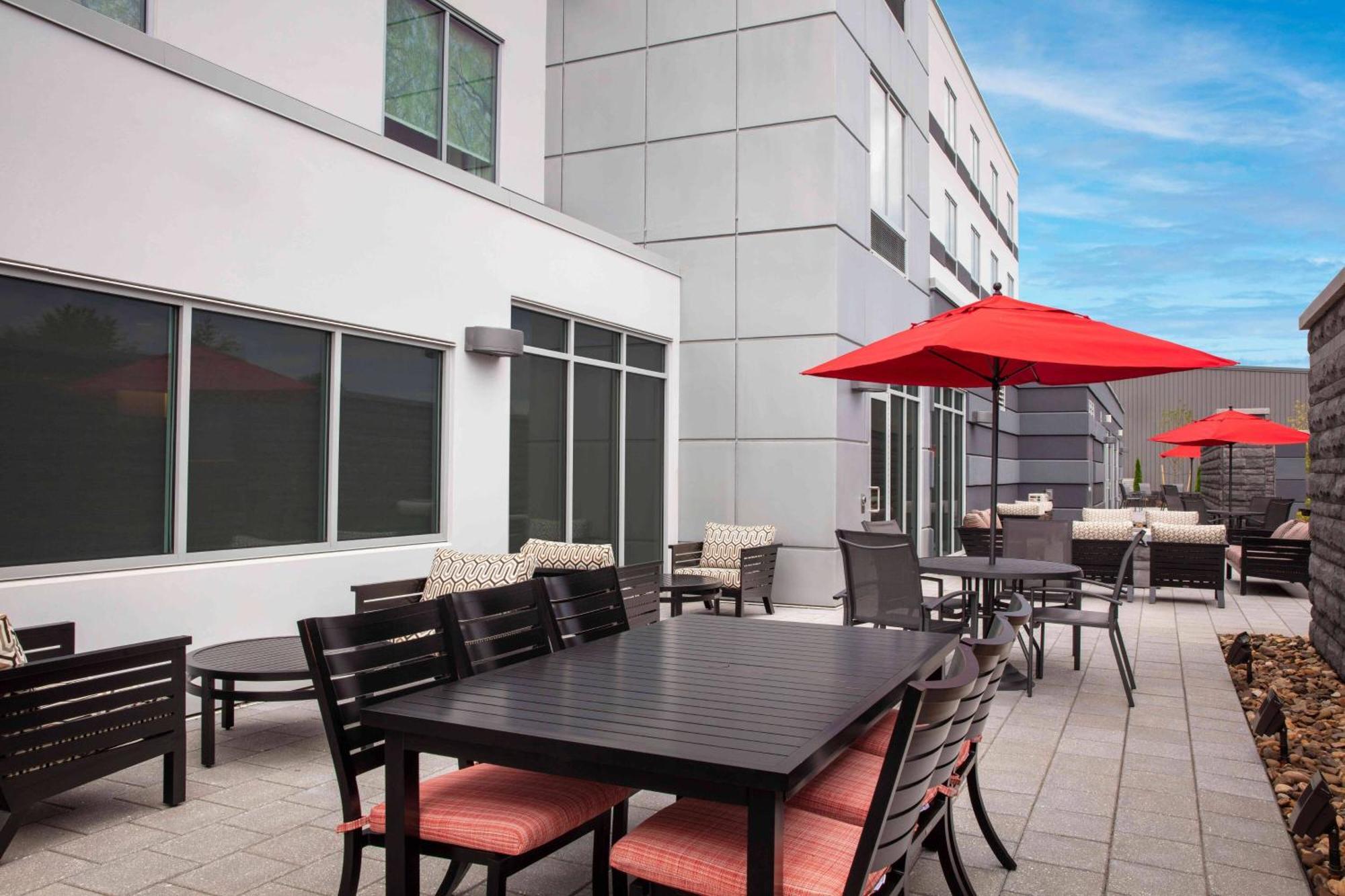 Fairfield By Marriott Inn & Suites Lewisburg Exterior foto